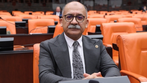 Milletvekili Arslan'dan pancar fiyatına tepki: “Zam değil, reel fiyat indirimi”